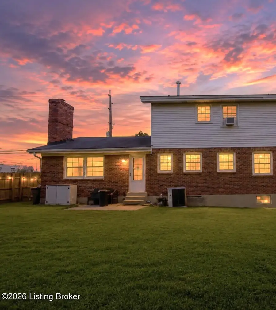 140 Todd Dr, Mount Washington, KY 40047 - #2