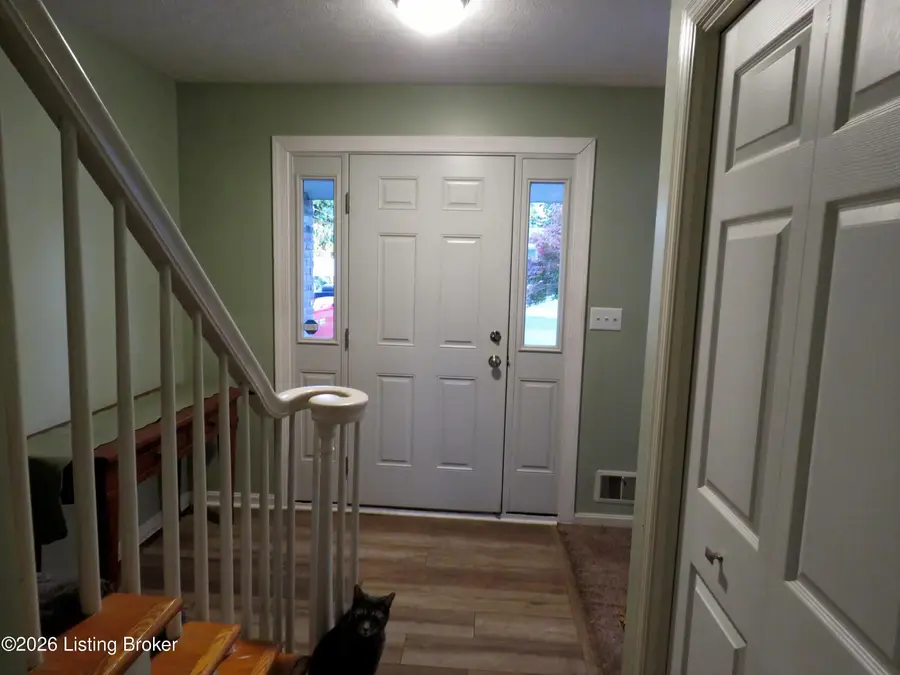 140 Todd Dr, Mount Washington, KY 40047 - #3