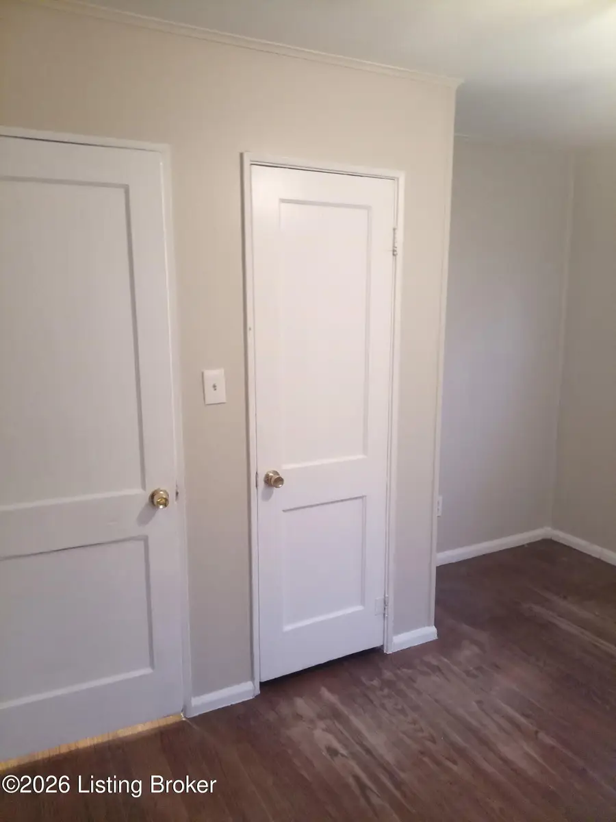 204 N 37th St, Louisville, KY 40212 - #3