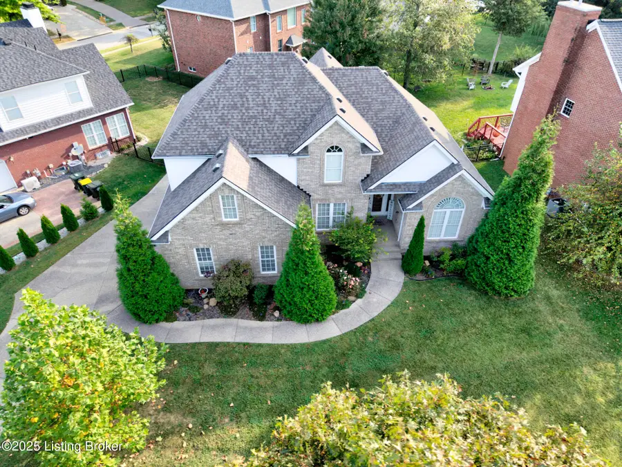 4237 Pleasant Glen Dr, Louisville, KY 40299 - #2
