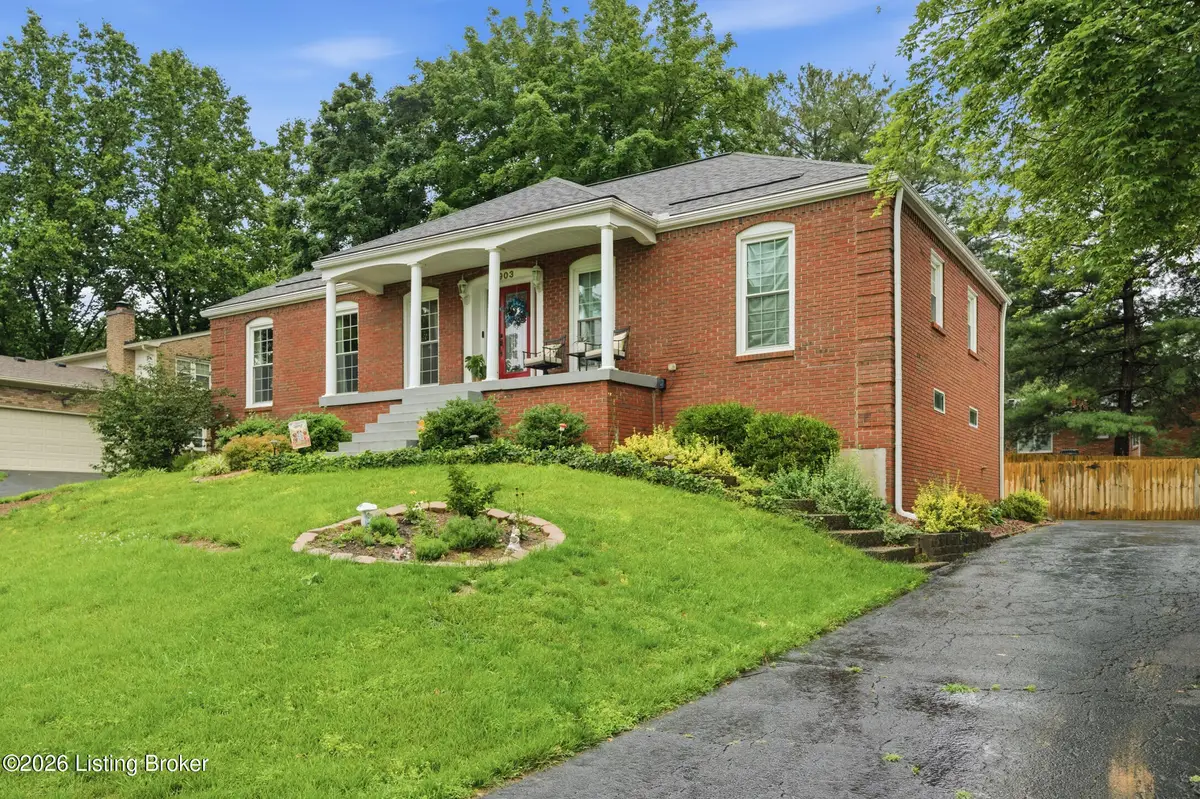 3903 Bayonne Ct, Jeffersontown, KY 40299 - #1