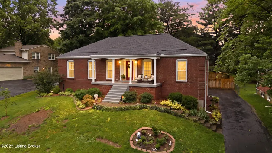 3903 Bayonne Ct, Jeffersontown, KY 40299 - #2