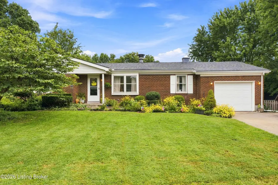 1091 Red Bird Ct, Shelbyville, KY 40065 - #2