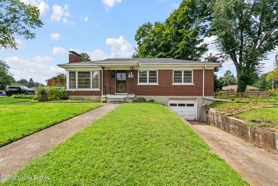 8201 Denise Dr, Louisville, KY 40219 - #2