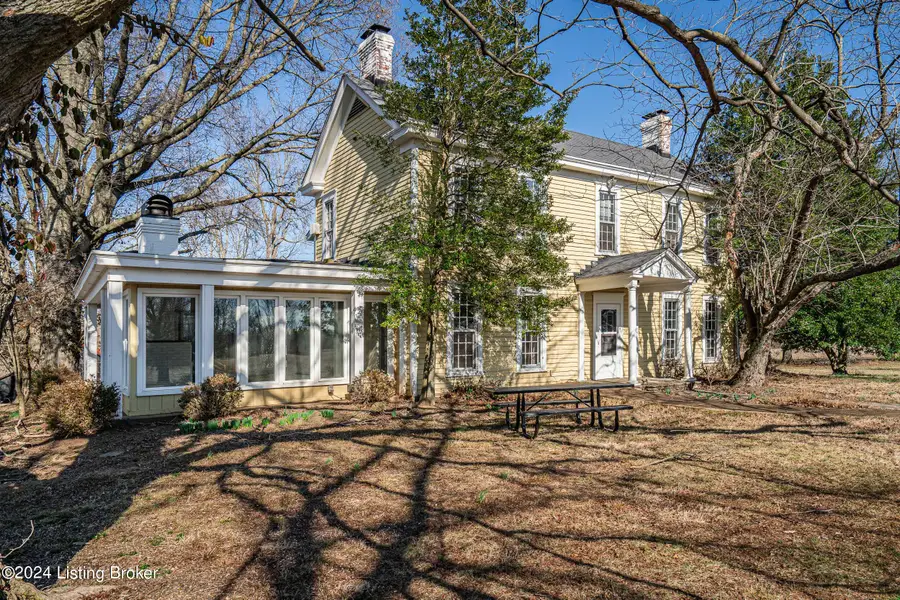 8221 Wolf Pen Branch Rd, Prospect, KY 40059 - #2