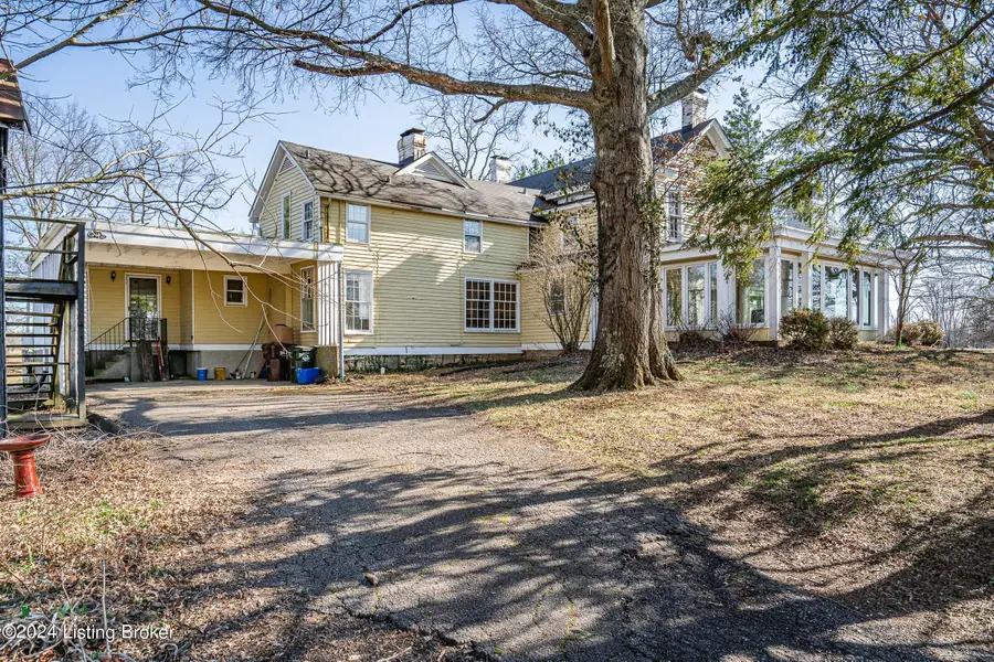 8221 Wolf Pen Branch Rd, Prospect, KY 40059 - #3