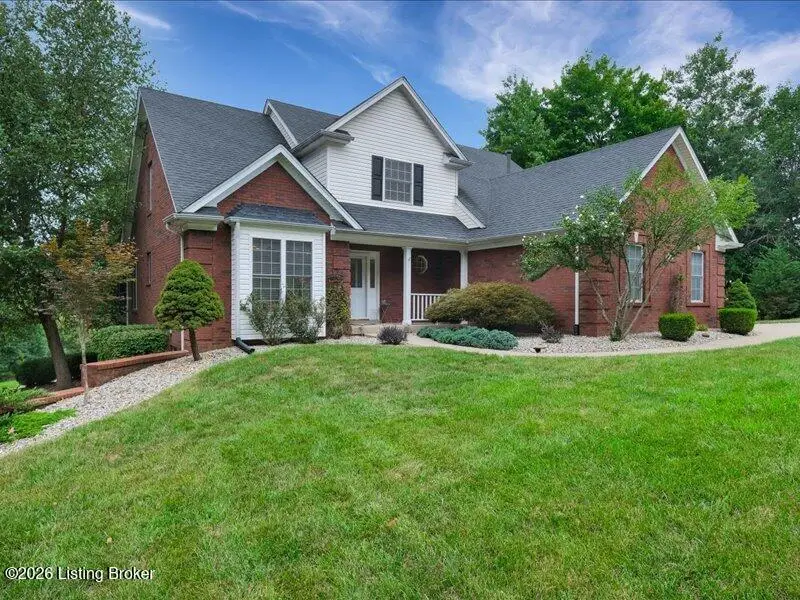 7505 Deer Hollow Ln, Louisville, KY 40214 - #1