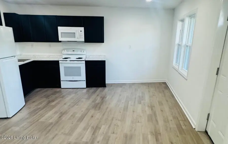 2915 1/2 Dixie Hwy, Louisville, KY 40216 - #3