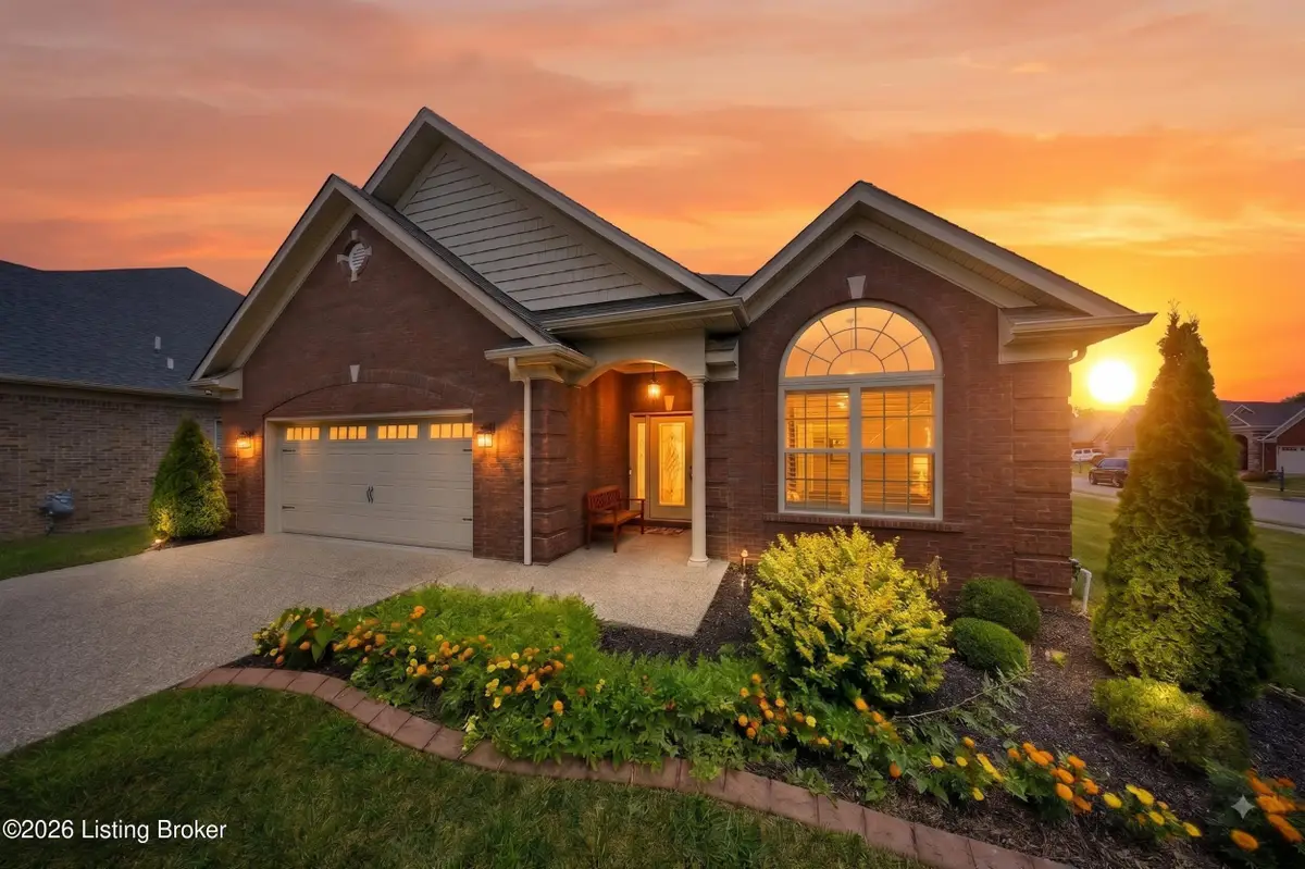 9815 Cedar Garden Dr, Louisville, KY 40291 - #1