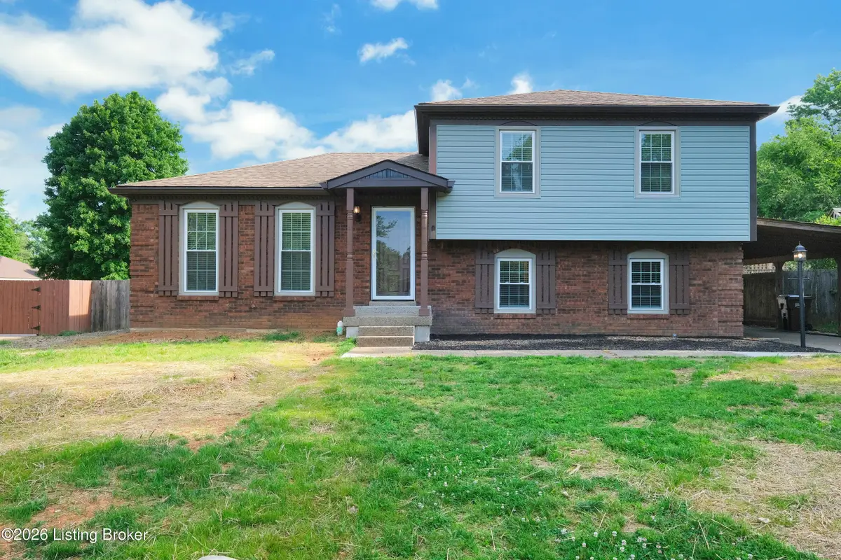 8605 Amerivan Dr, Jeffersontown, KY 40299 - #1