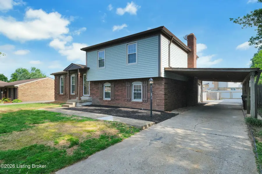 8605 Amerivan Dr, Jeffersontown, KY 40299 - #3