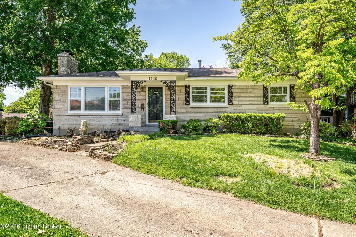 4016 White Plains Ct, Louisville, KY 40218 - #1