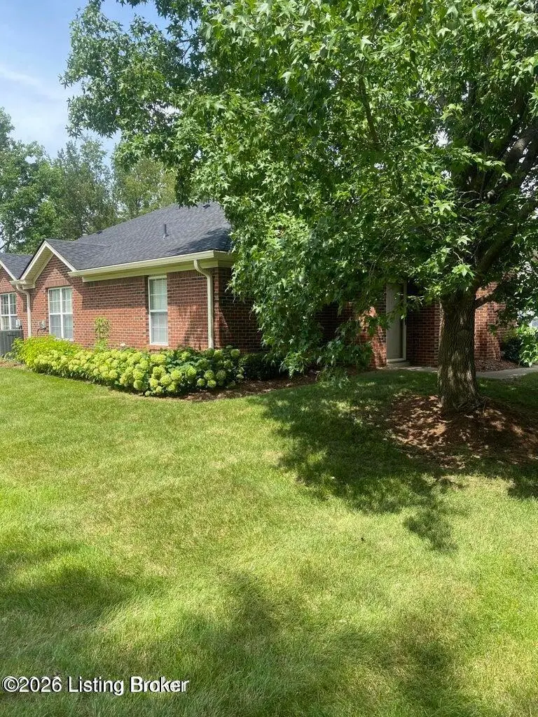 11305 Ridge Lake Dr, Louisville, KY 40272 - #3