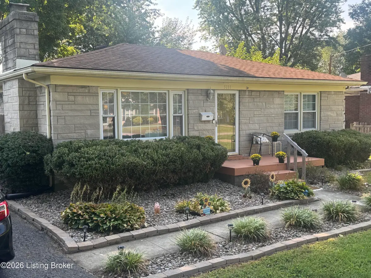 5111 Feys Ct, Louisville, KY 40216 - #1