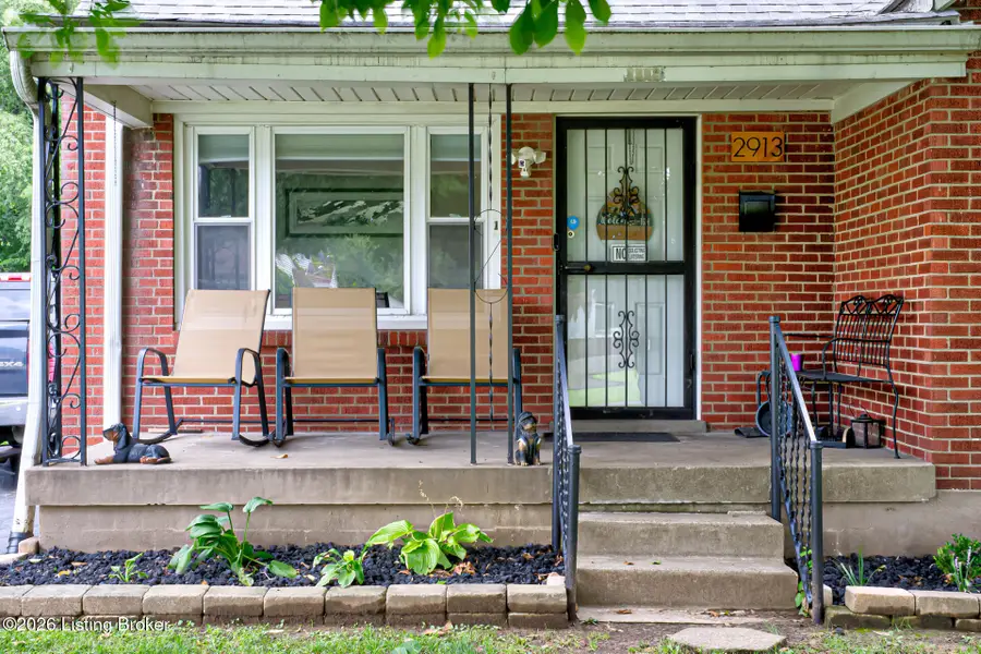 2913 Molter Ct, Louisville, KY 40217 - #2