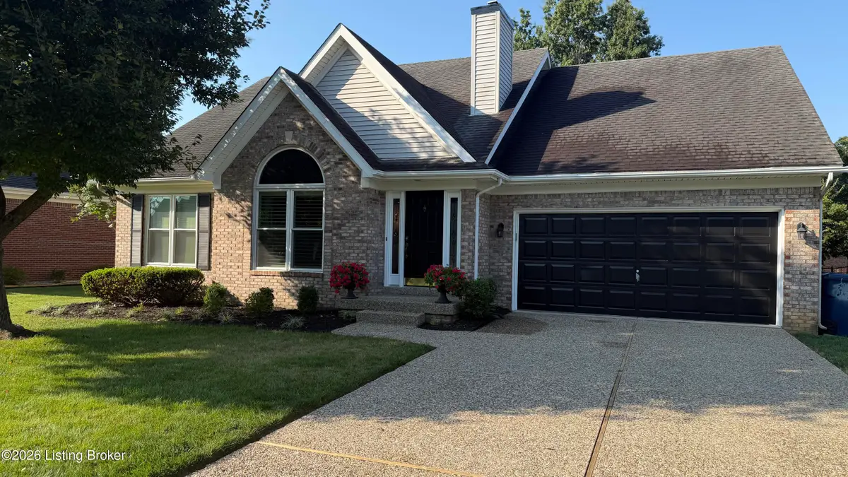 4310 Saratoga Hill Rd, Louisville, KY 40299 - #1