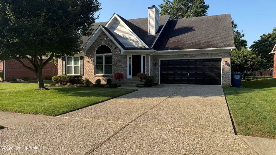 4310 Saratoga Hill Rd, Louisville, KY 40299 - #2