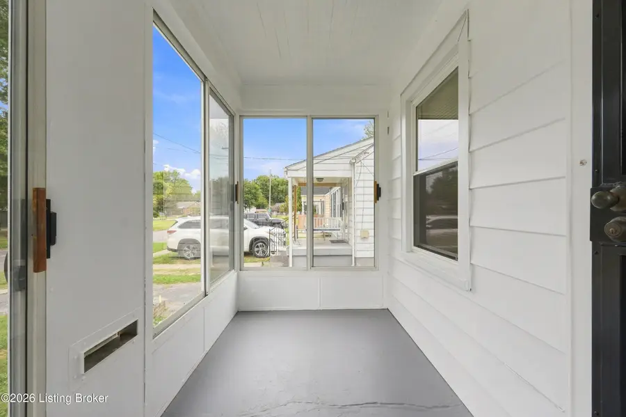 3327 Lester Ave, Louisville, KY 40215 - #2