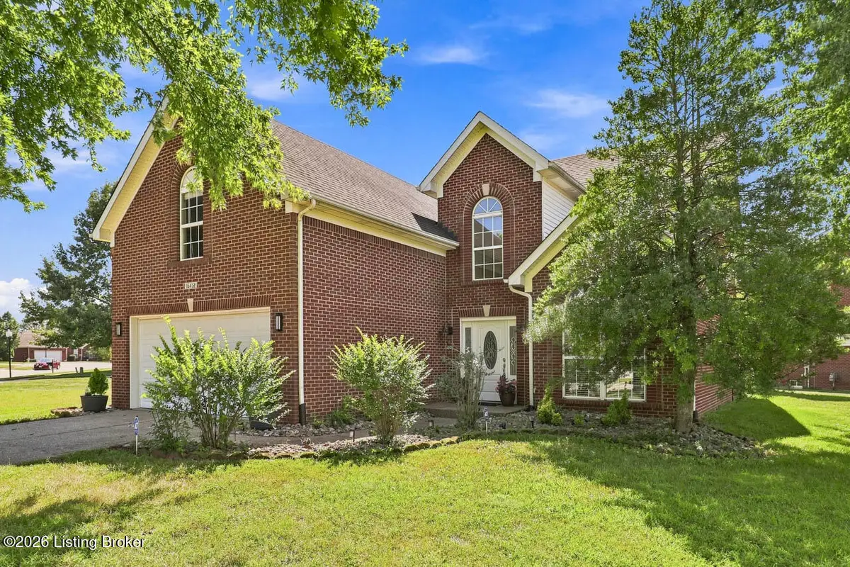 16412 Snaffel Bit Ct, Louisville, KY 40245 - #1