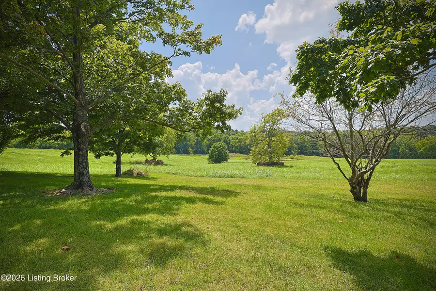 225 Donna Ave, Taylorsville, KY 40071 - #3