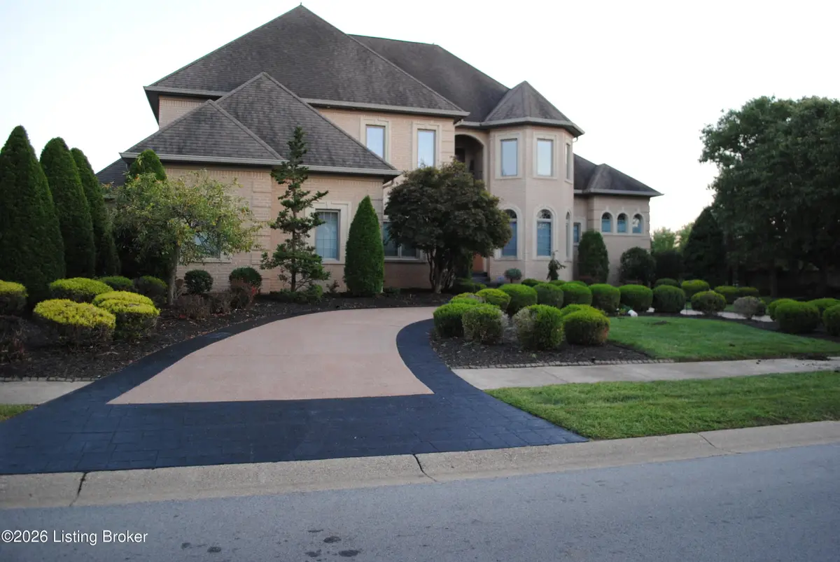 10200 Worthington Ln, Prospect, KY 40059 - #1