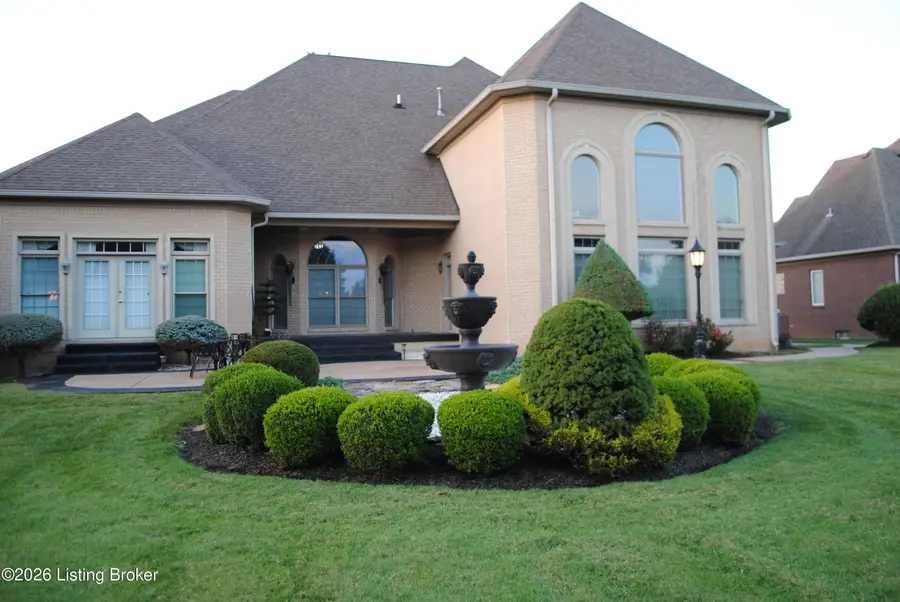10200 Worthington Ln, Prospect, KY 40059 - #3