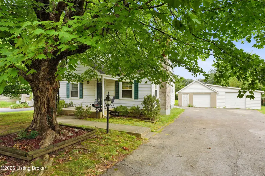 3709 Locust Ave, Jeffersontown, KY 40299 - #2