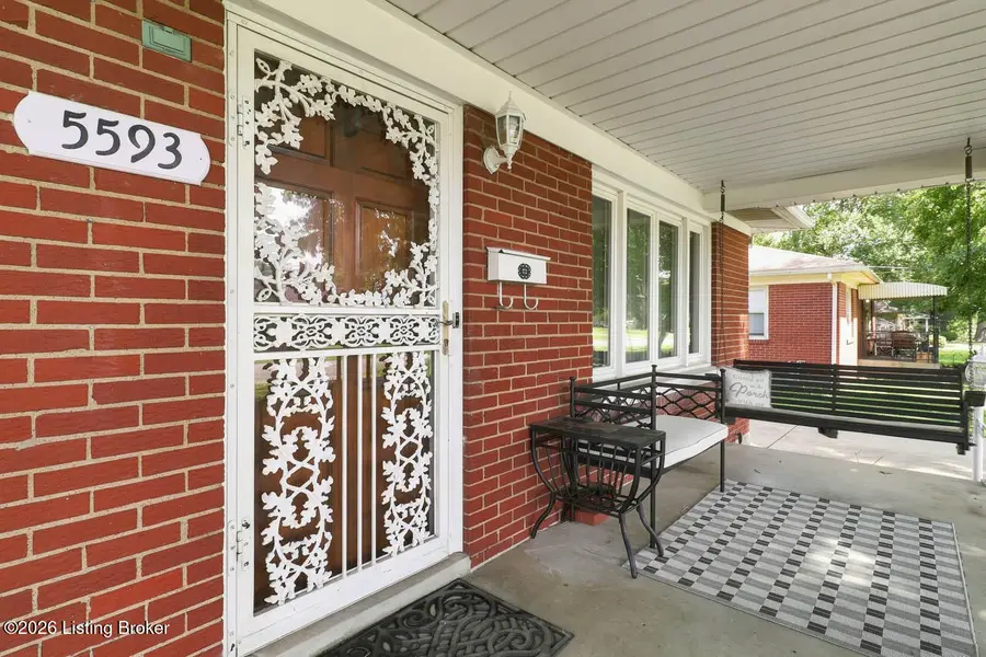 5593 Mark Dr, Louisville, KY 40258 - #2