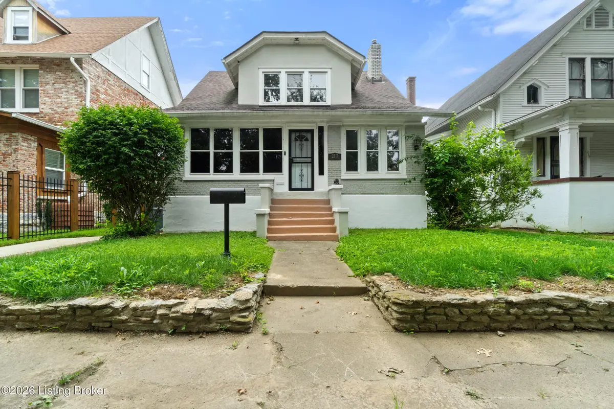 217 Shawnee Dr, Louisville, KY 40212 - #1