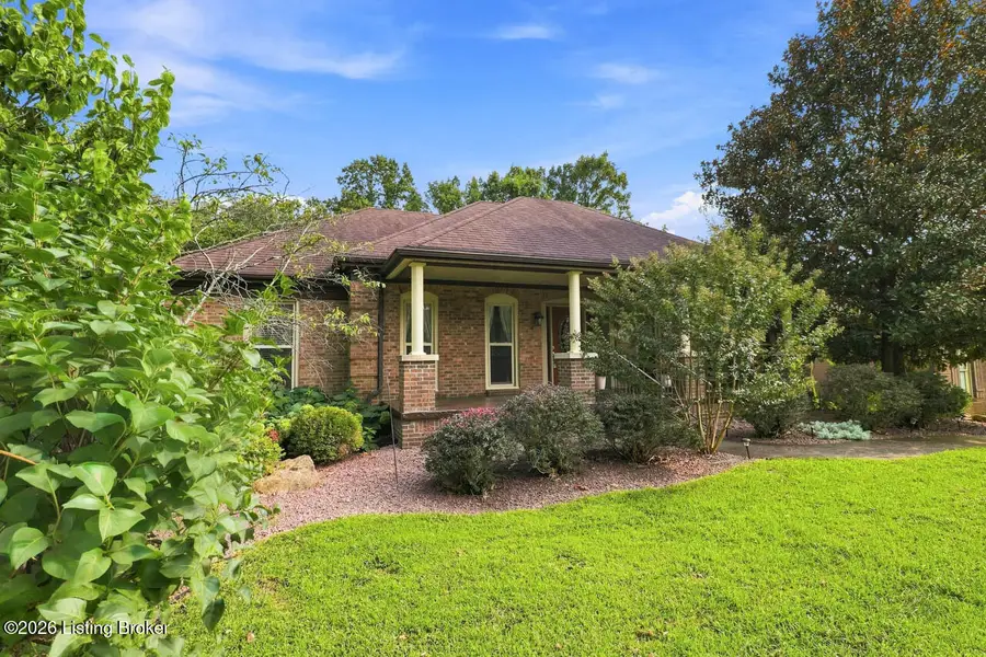 12800 Ledges Dr, Louisville, KY 40243 - #2