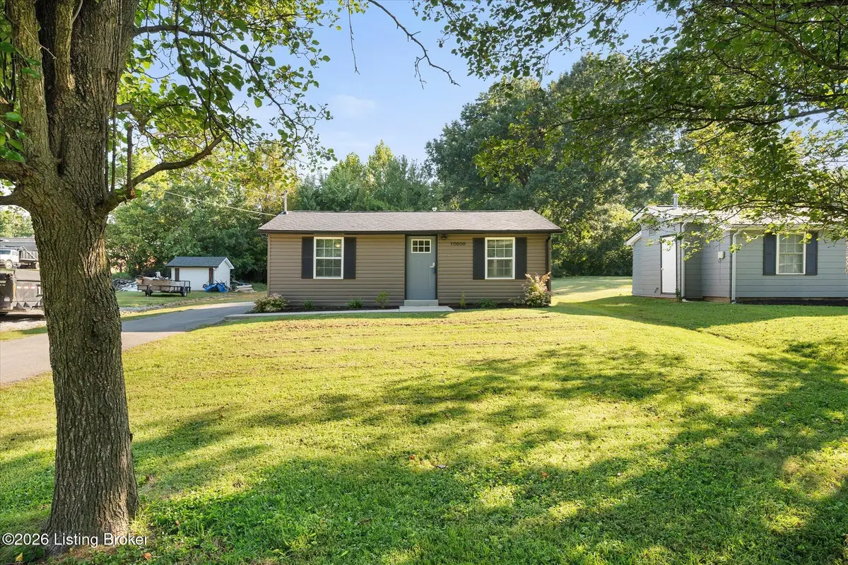 10606 Alton Ln, Fairdale, KY 40118 - #1