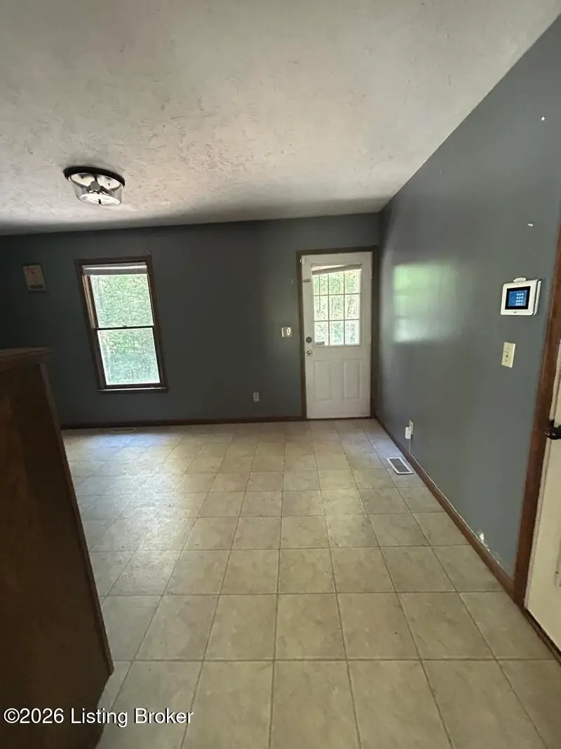 378 Redbud Dr, Leitchfield, KY 42754 - #3