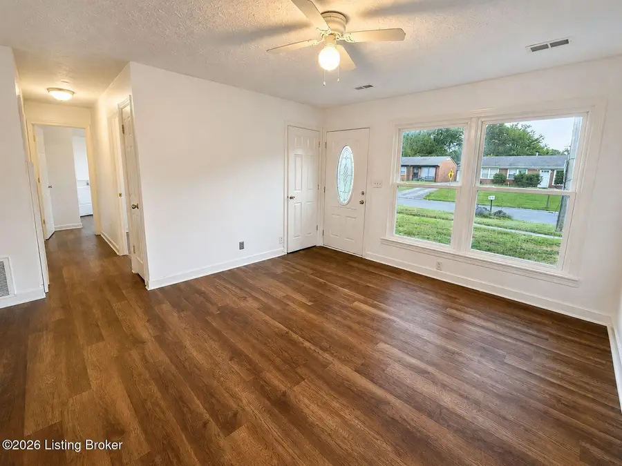 5113 Rural Way, Louisville, KY 40218 - #2