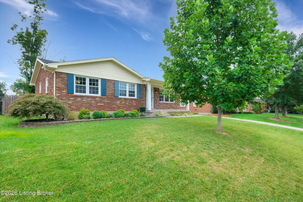 8107 Jasmine Ln, Louisville, KY 40228 - #1
