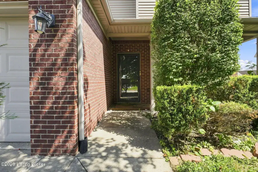 11405 Walnut Farm Pl, Louisville, KY 40229 - #2