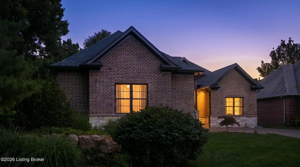 8607 Glenhope Dr, Louisville, KY 40291 - #1