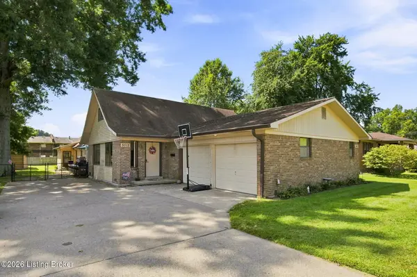5012 W Pages Ln, Louisville, KY 40258