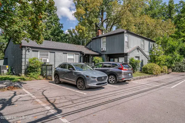 2851 Hikes Ln, Louisville, KY 40218