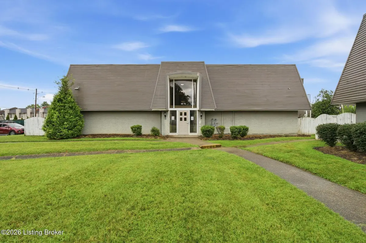 708 La Fontenay Ct, Louisville, KY 40223 - #1
