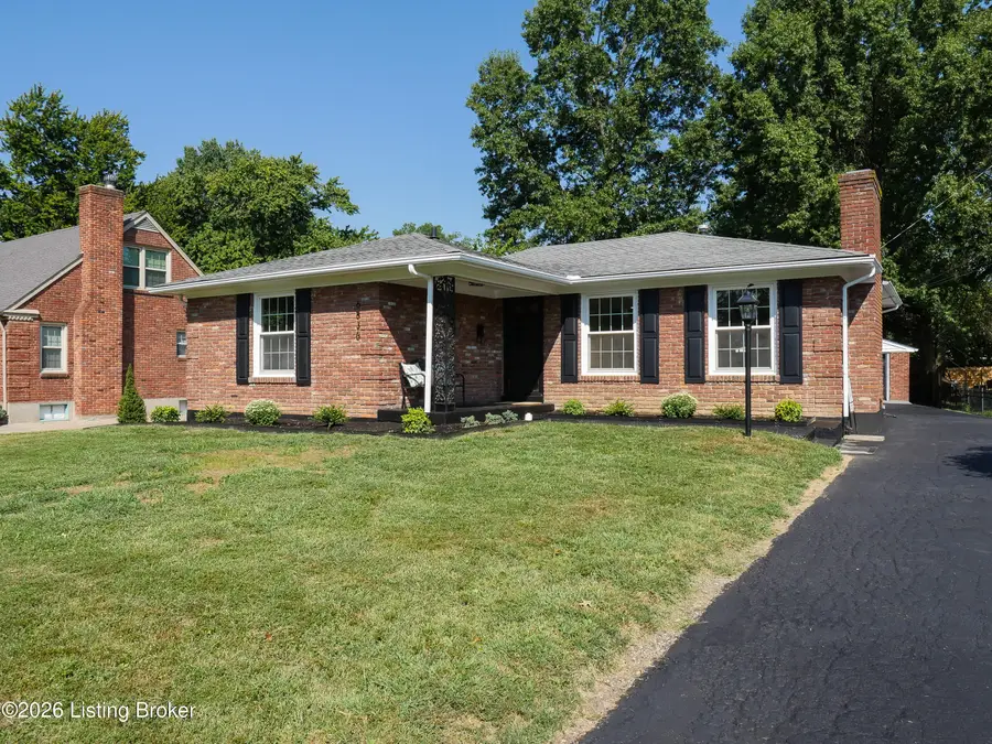 6836 Green Meadow Cir, Louisville, KY 40207 - #2