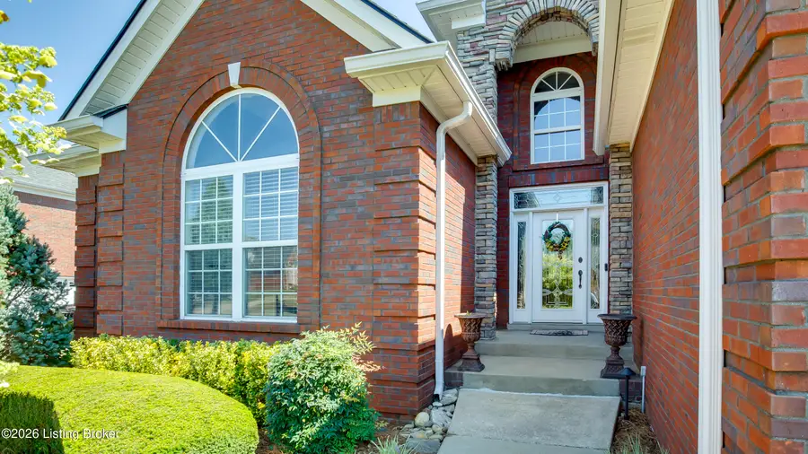 8304 Old Toll Rd, Louisville, KY 40291 - #2