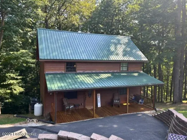 215 Carver Dr, Scottsville, KY 42164
