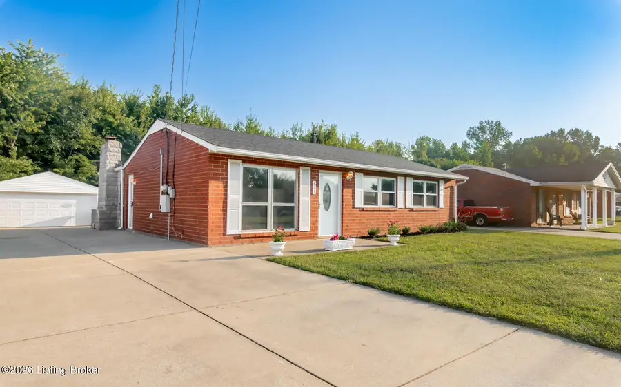 611 Glengarry Dr, Pond Creek, KY 40118 - #2