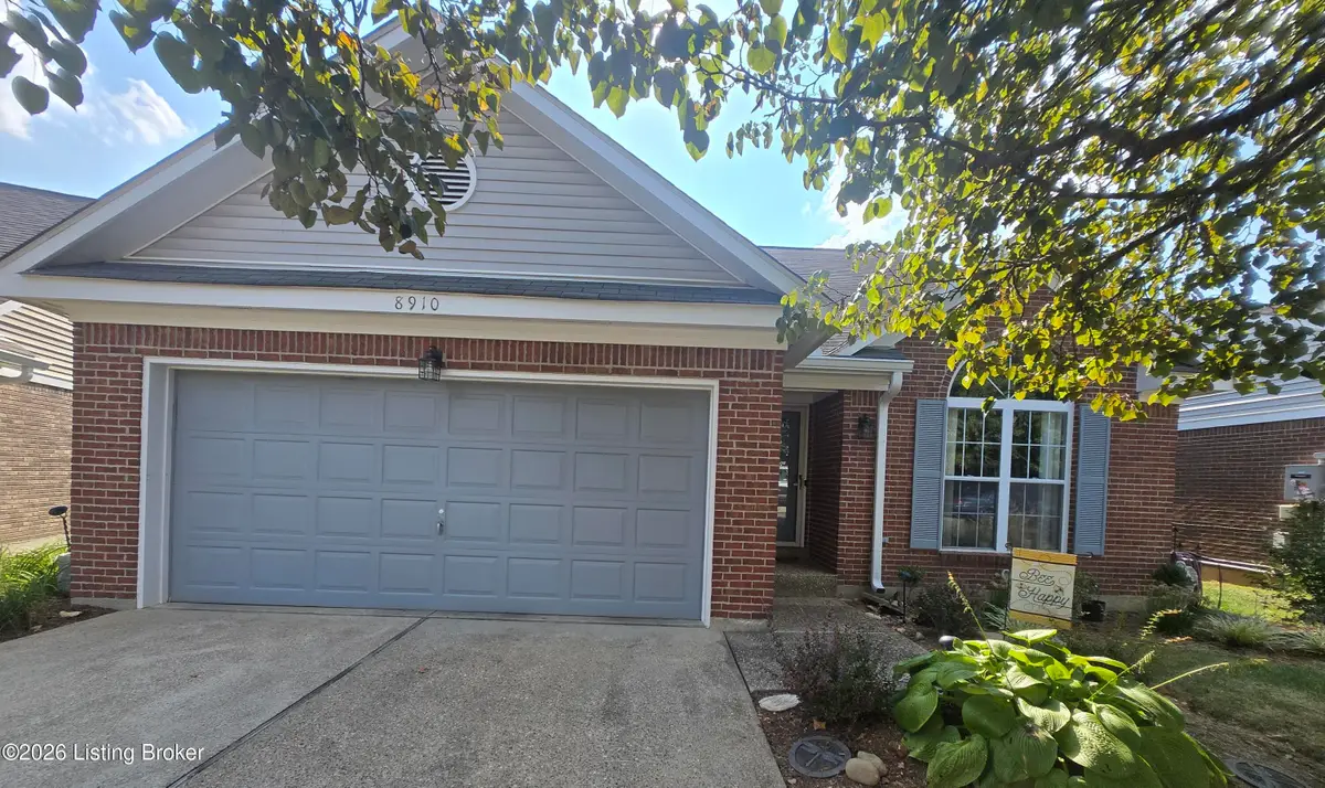 8910 Harmony Place Ct, Louisville, KY 40242 - #1