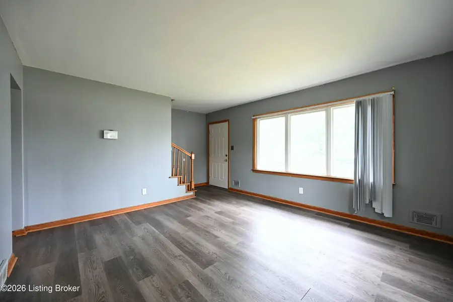 4901 Cane Run Rd, Louisville, KY 40216 - #3