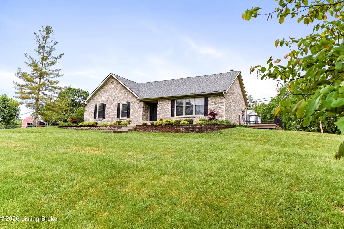 199 Lickskillet Dr, Shepherdsville, KY 40165 - #1