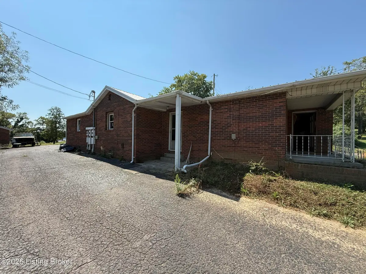 552 W Elm Rd, Radcliff, KY 40160 - #1