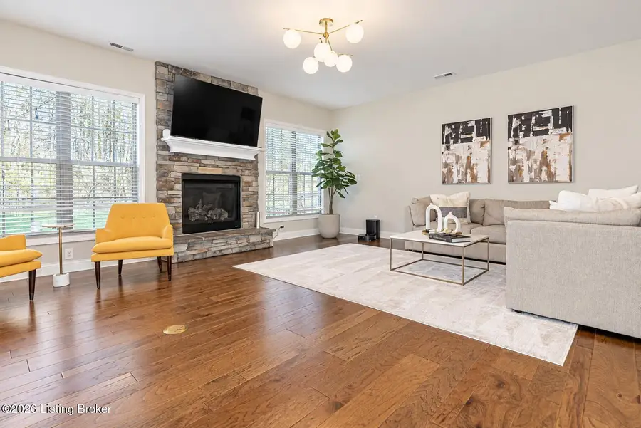 703 Dehart Ln, Louisville, KY 40243 - #2