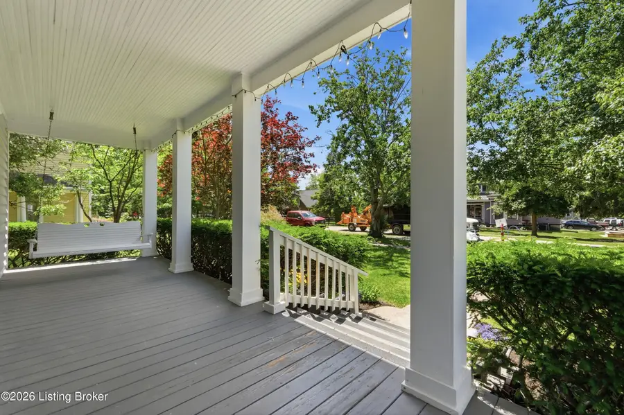 209 Maple Ct, La Grange, KY 40031 - #2