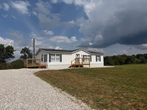 70 Youngstown St, Hardyville, KY 42746
